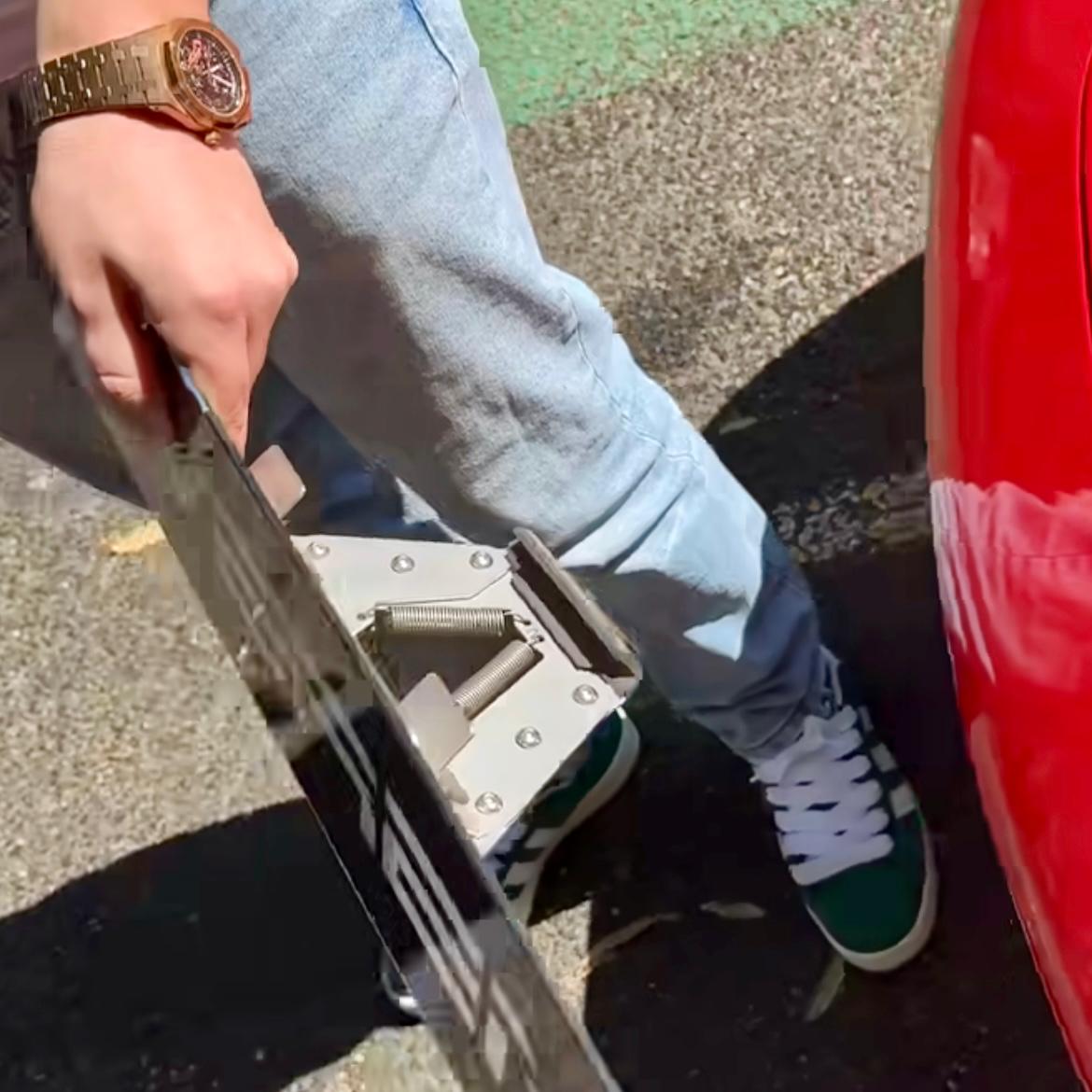 Ferrari 458 Licence Plate Bracket
